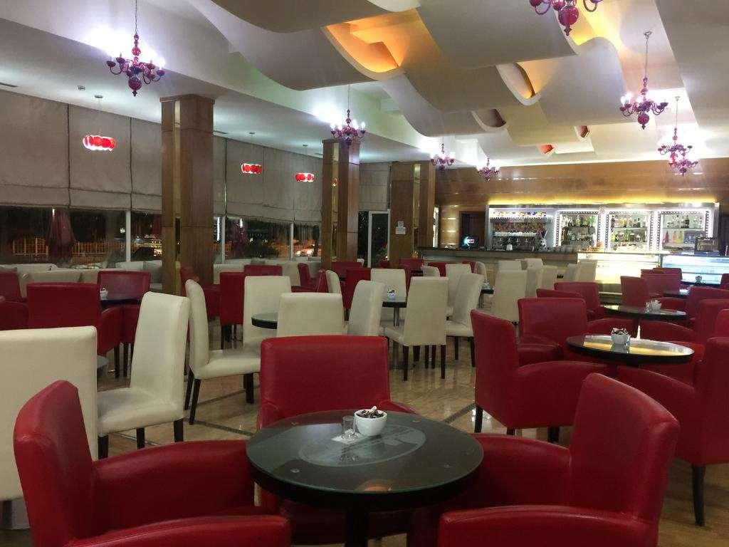 Rozafa Hotel Shkoder Restaurant photo